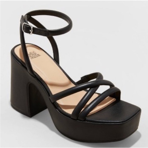 NWT Wild Fable Astro Strappy Platform Heels with Memory Foam Insole in Black - Picture 1 of 11